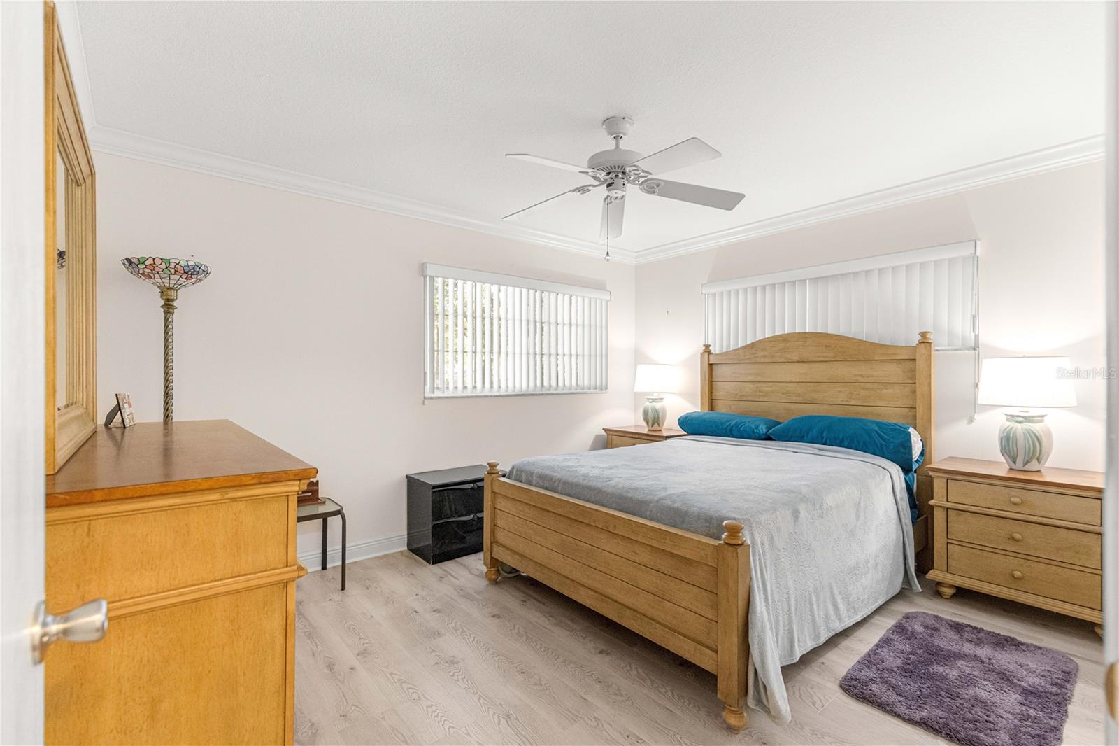 ON TOP OF THE WORLD - Residential