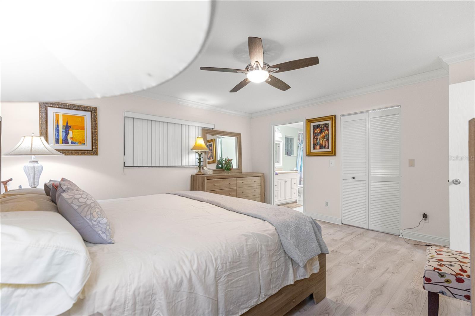 ON TOP OF THE WORLD - Residential