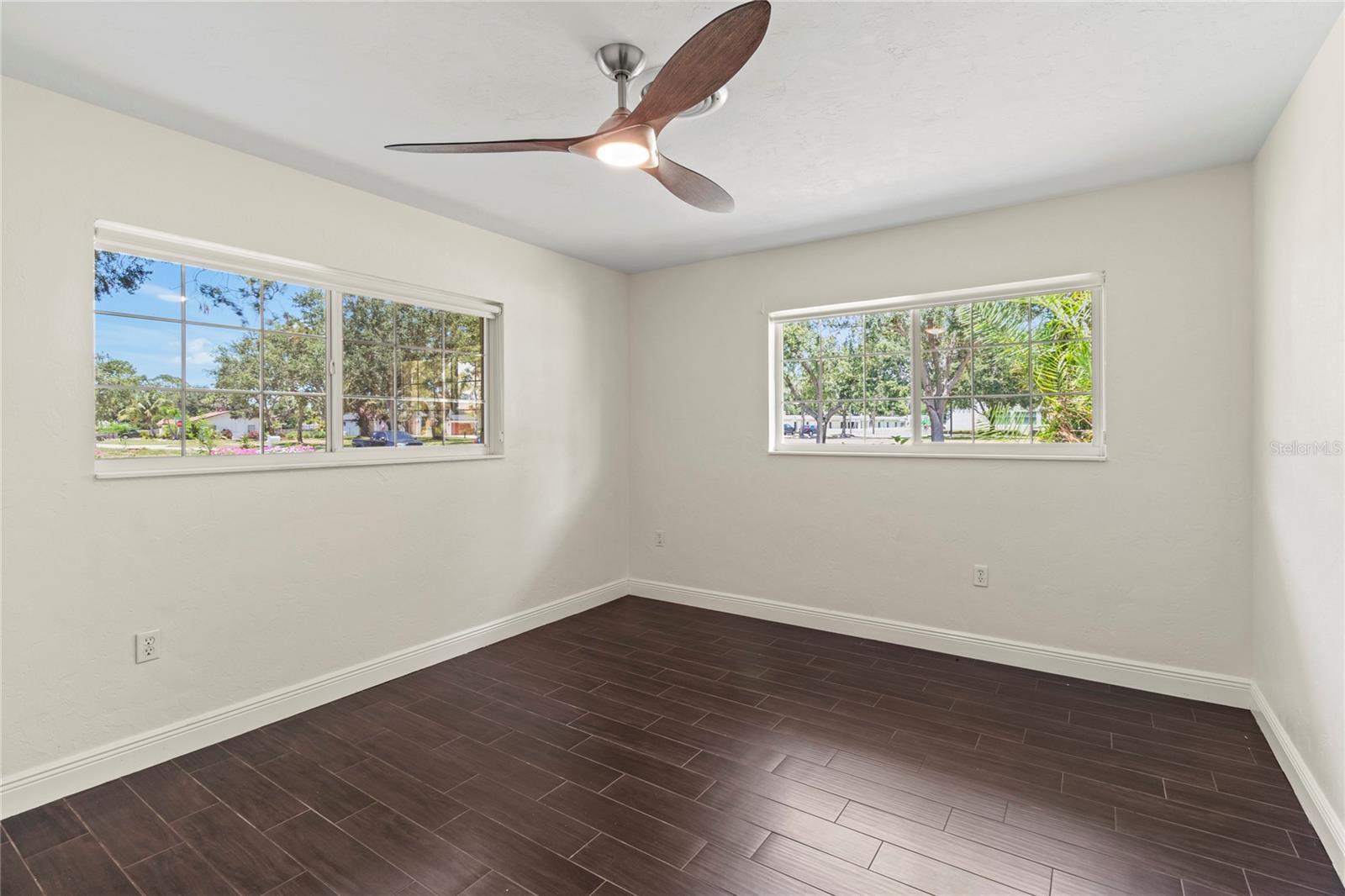 PINE SHORES ESTATE 3RD ADD - Residential Lease