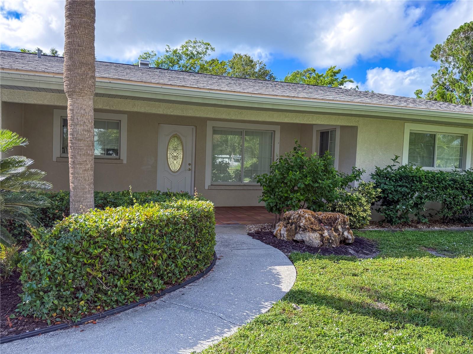 PINE SHORES ESTATE 3RD ADD - Residential Lease