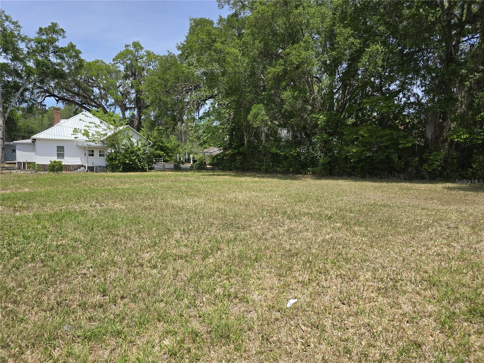 WILLISTON - Commercial Lease