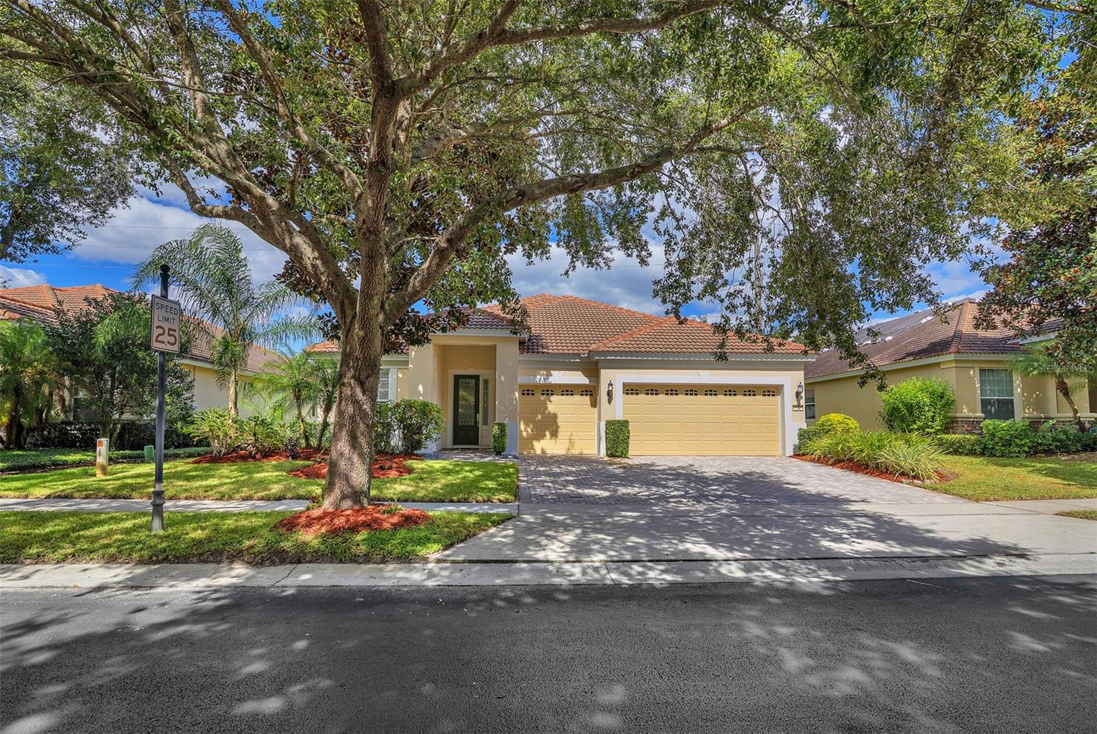 524 DOUGLAS EDWARD DRIVE