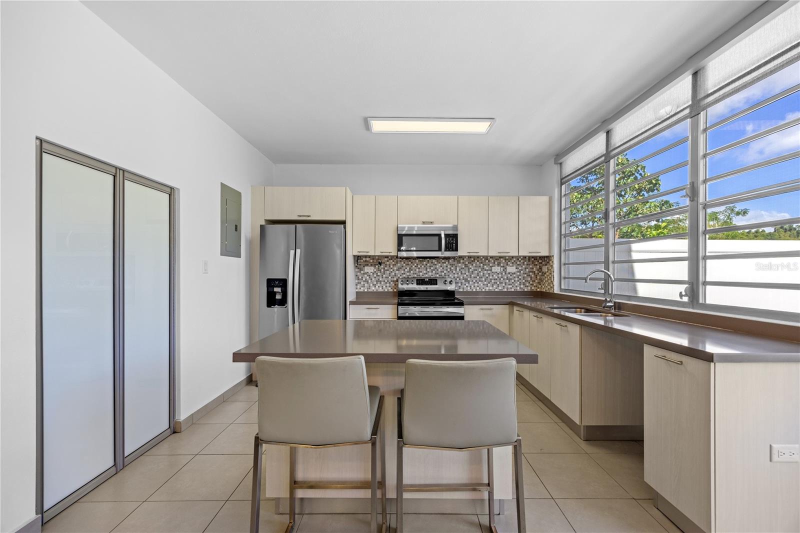 BELMONT DEV. - Residential