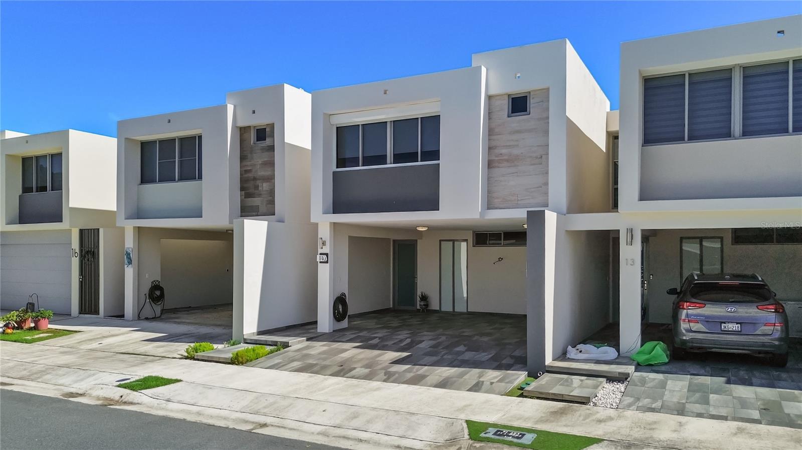 BELMONT DEV. - Residential