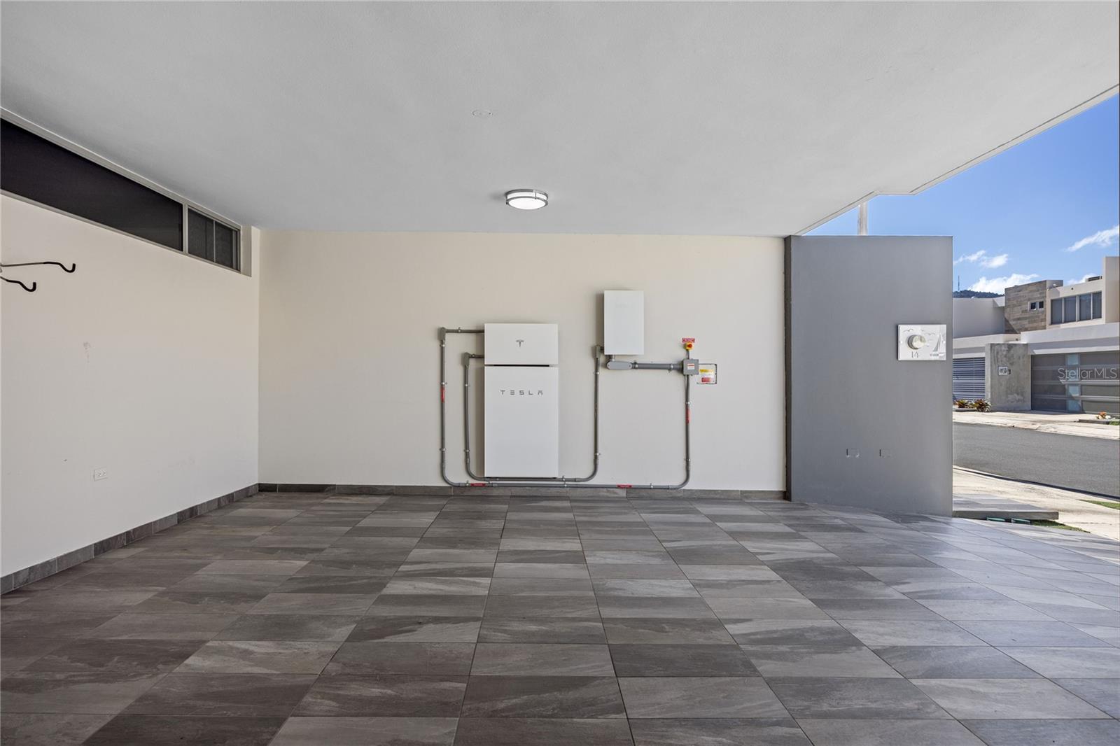 BELMONT DEV. - Residential