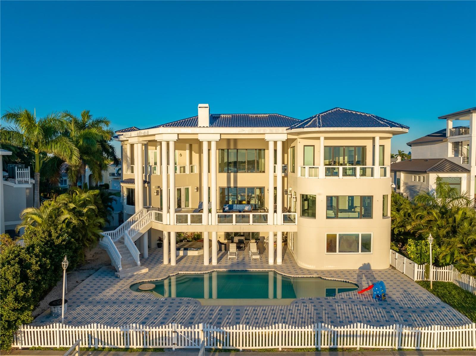 TIERRA VERDE UNIT 1 4TH REP TR B REP - Residential