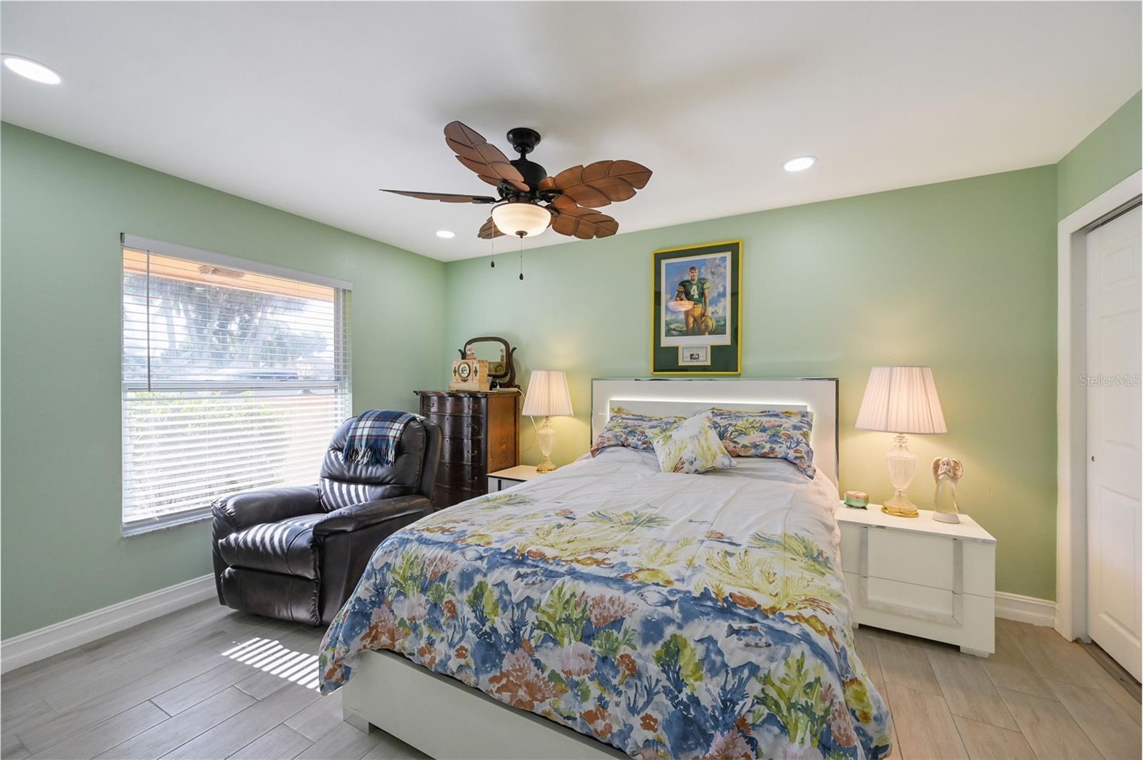 LOCHMOOR - Residential