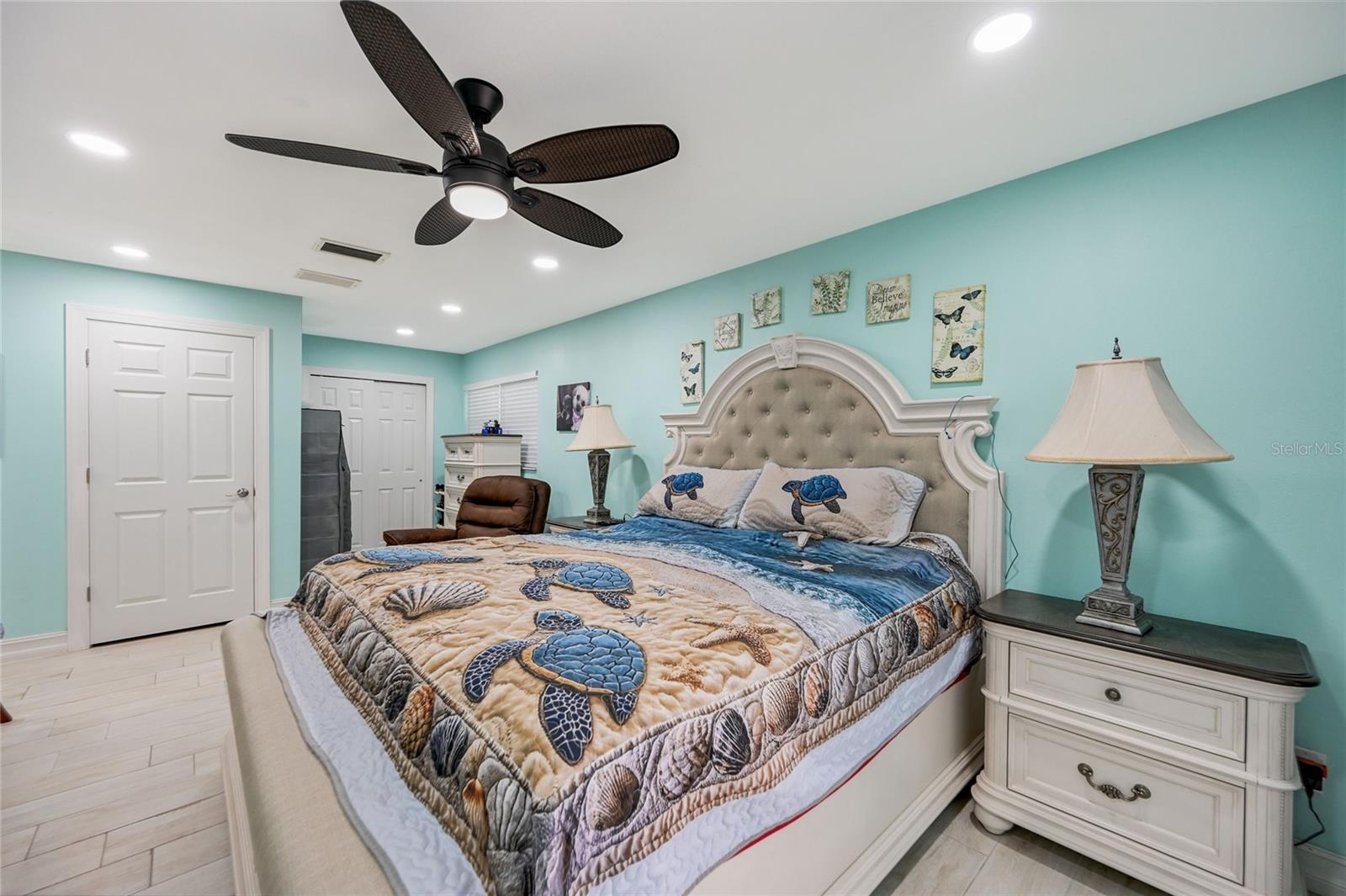 LOCHMOOR - Residential