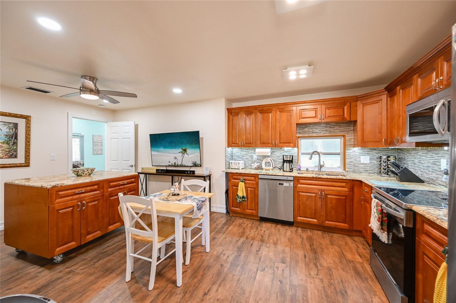 LOCHMOOR - Residential