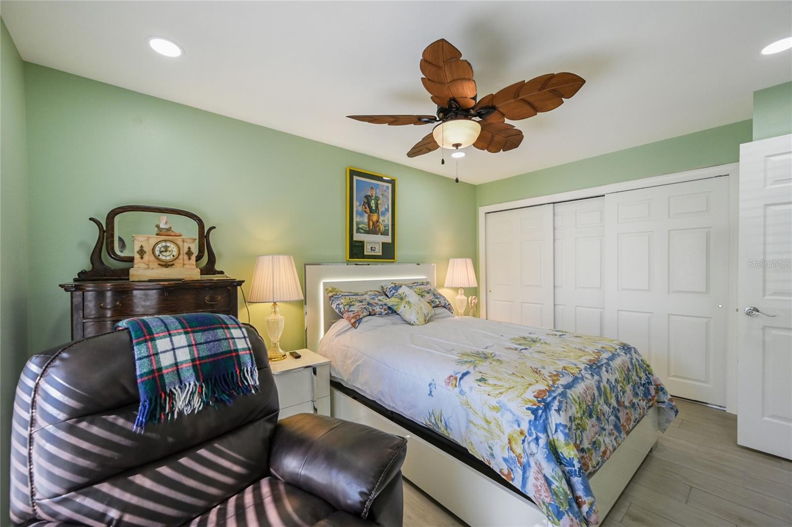 LOCHMOOR - Residential