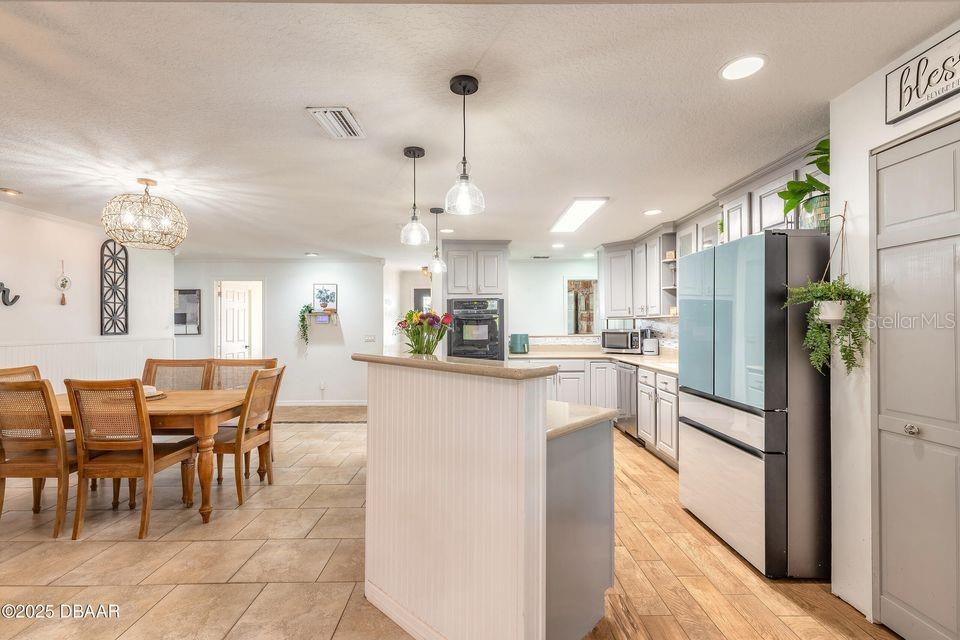 TOMOKA ESTATES UNIT 02 - Residential