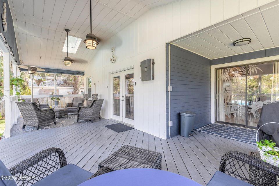 TOMOKA ESTATES UNIT 02 - Residential