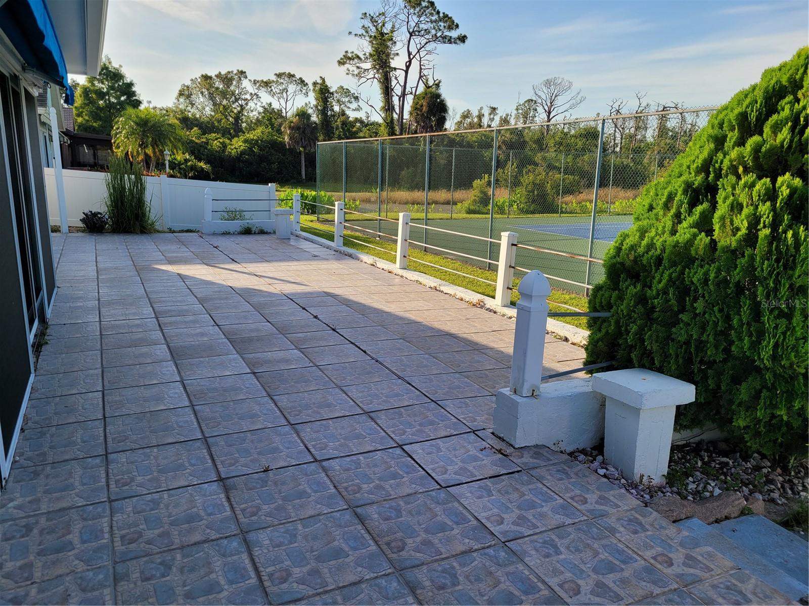TREE TOPS AT RANGER POINT - Residential Lease