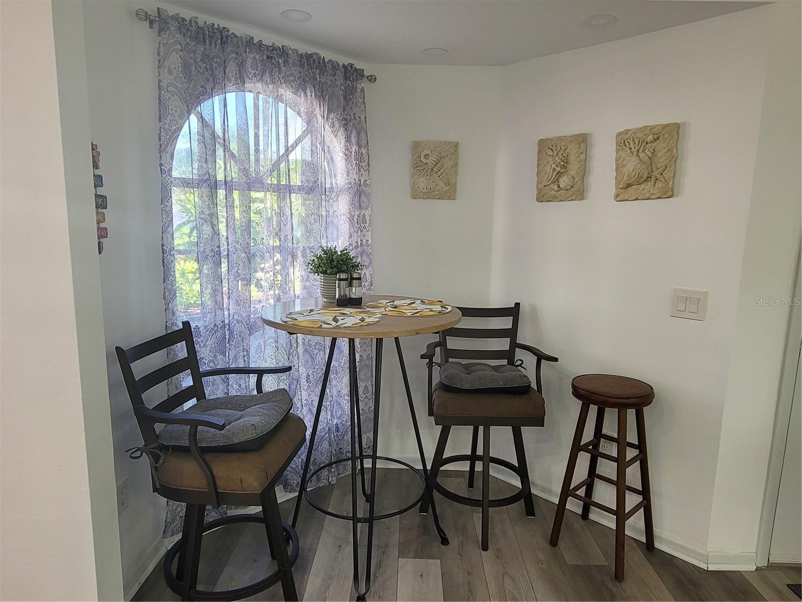 TREE TOPS AT RANGER POINT - Residential Lease