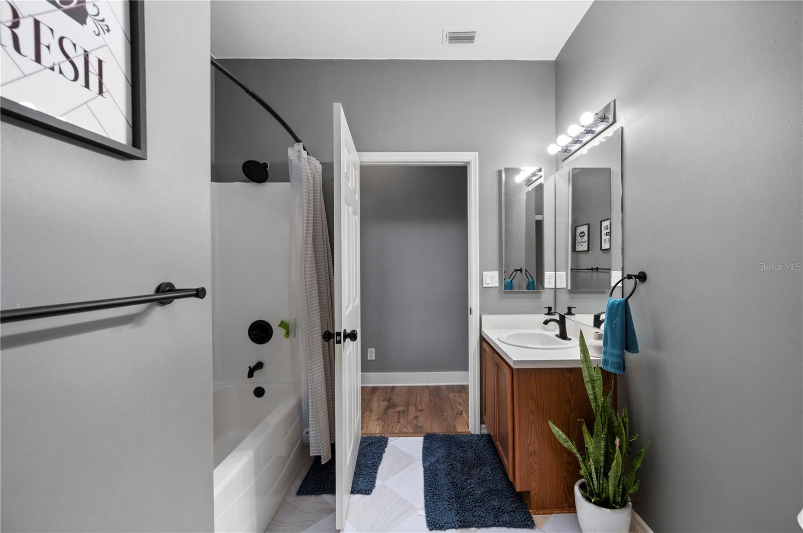PUNTA GORDA ISLES SEC 16 - Residential