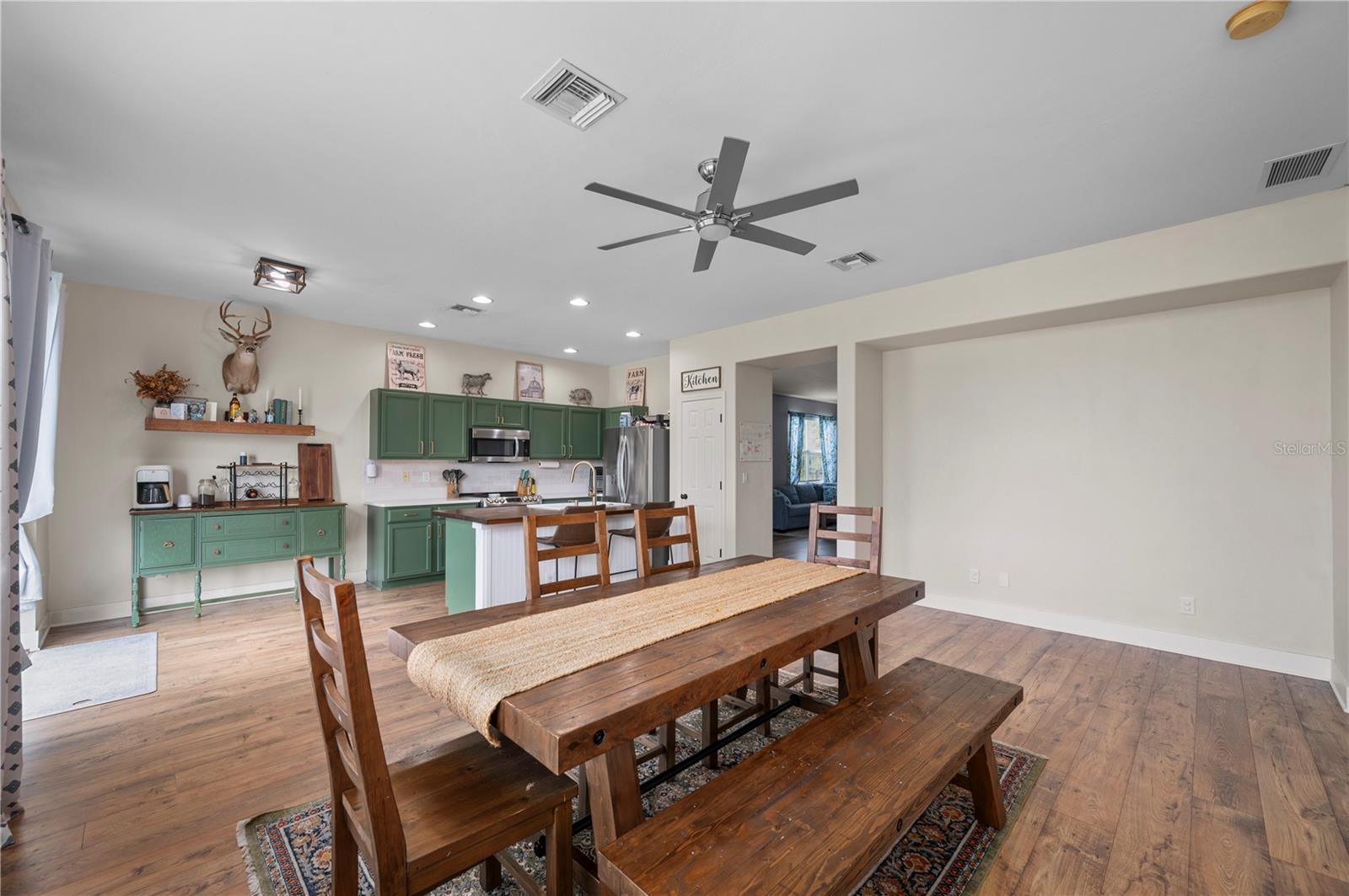 PUNTA GORDA ISLES SEC 16 - Residential