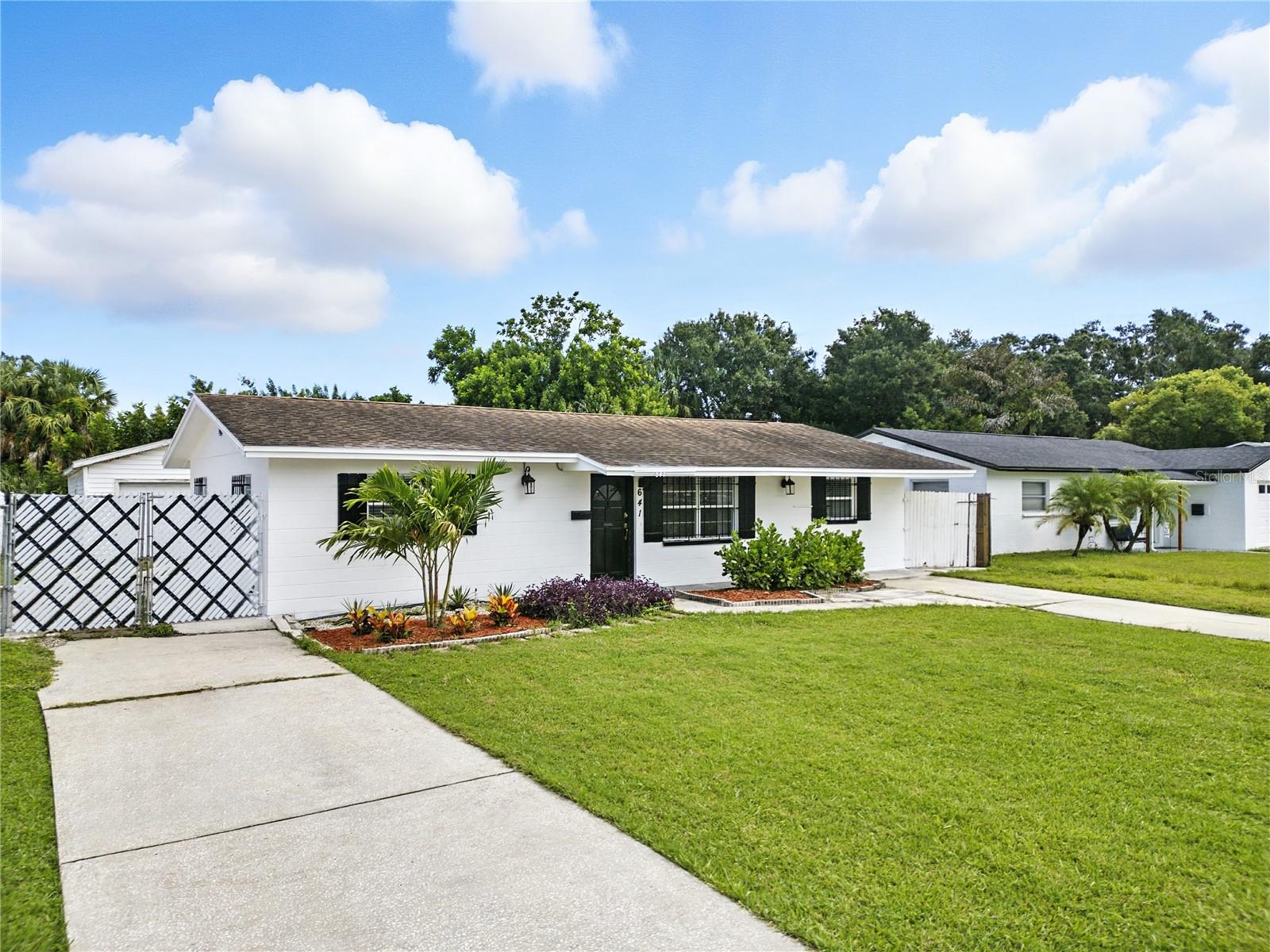 Live the Florida dream in style! This fully renovated St. Petersburg home offers a private pool, fenced backyard, and a brand new AC unit for year-round comfort. Inside, everything is completely updated for a fresh, modern feel. Great location — walking distance to Fossil Park and just minutes from downtown St. Pete, top restaurants, Tampa International Airport, and some of the nation’s best beaches. Only 10 minutes to Uptown for shopping, dining, and entertainment.
Rental terms: First month’s rent, last month’s rent, and security deposit required. Pool and lawn maintenance will be taken care of by the owner. Your private oasis is ready for you!