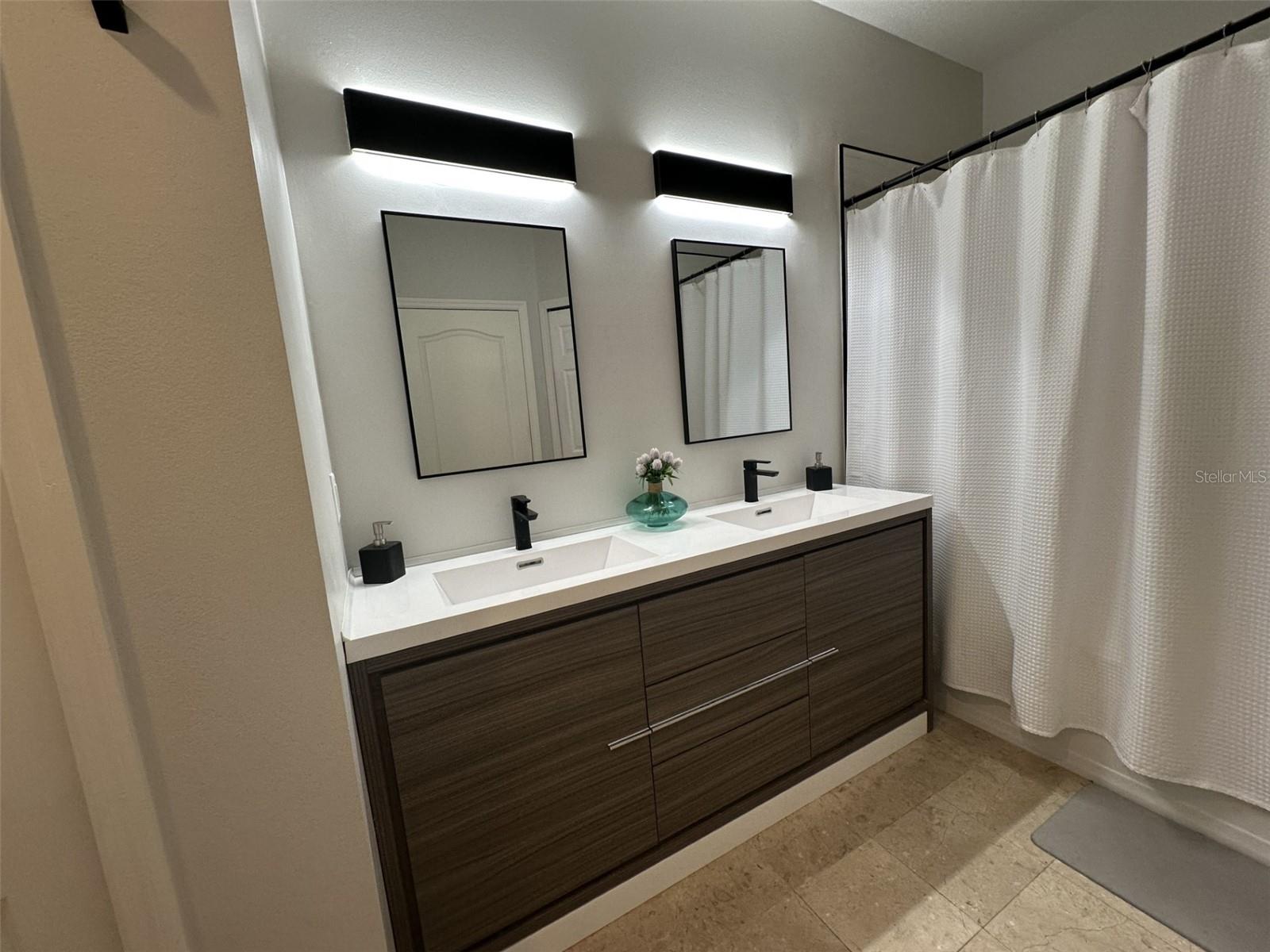 WEST MEADOWS PRCL 20B DOVES - Residential