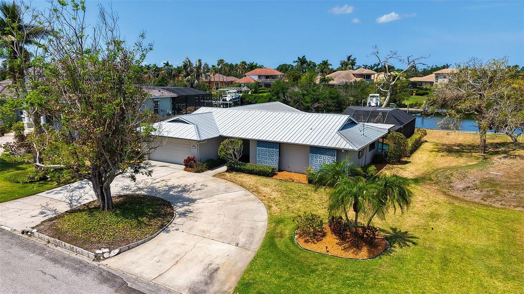 Photo of 4361 Pompano Lane, Palmetto, FL 34221 (MLS # A4652581)