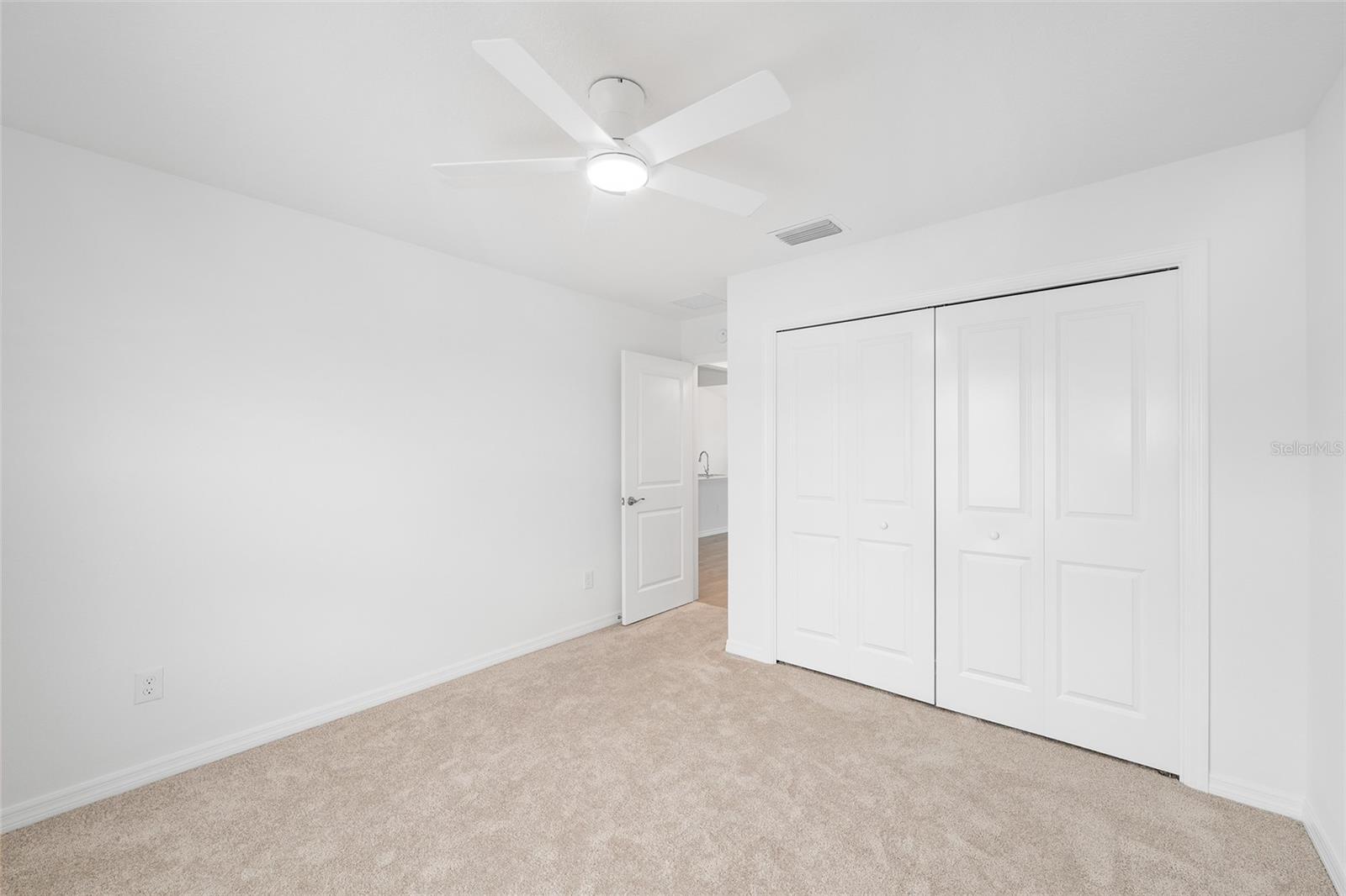 VILLAGES/SOUTHERN OAKS UN 229 - Residential