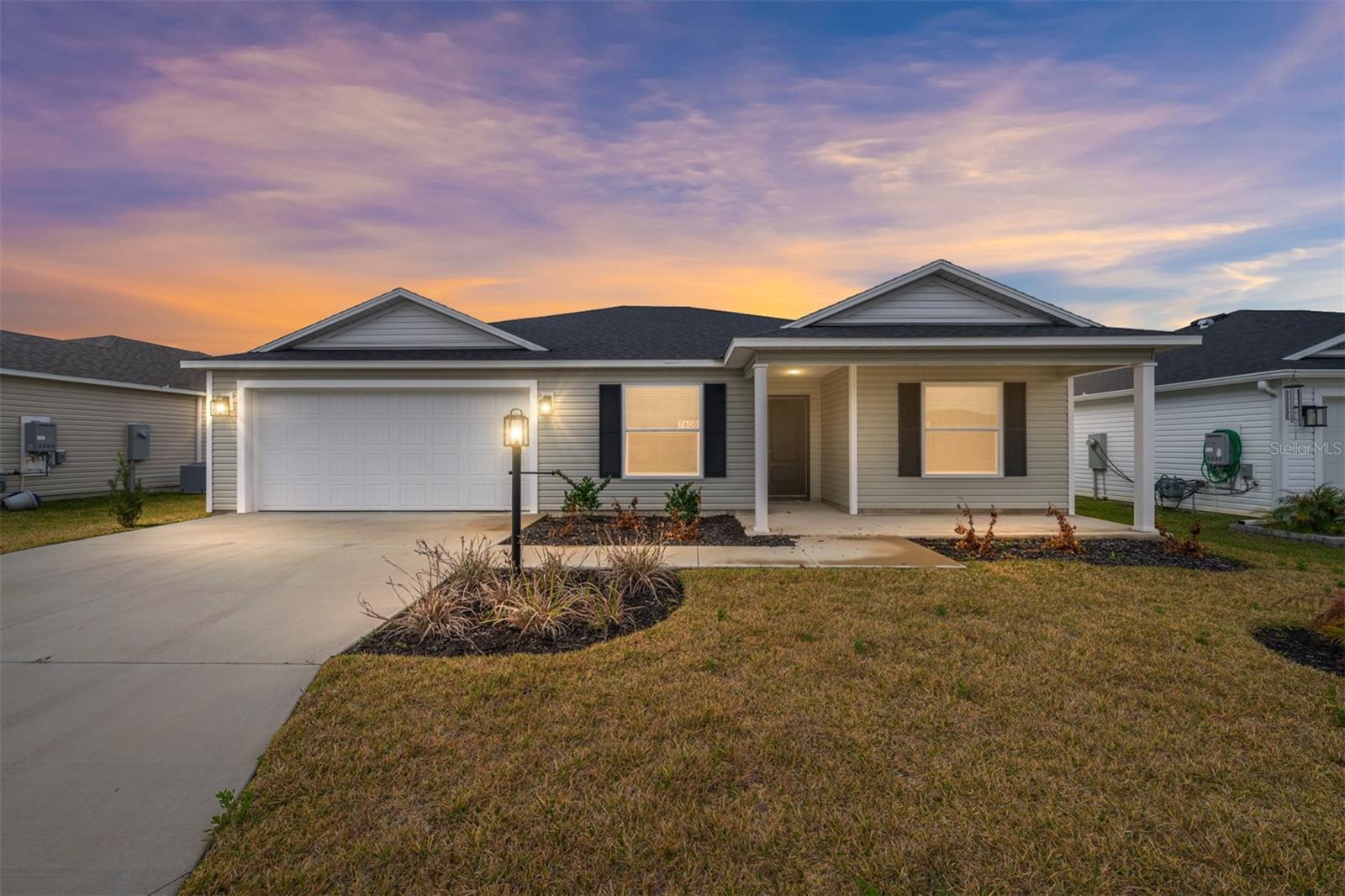 VILLAGES/SOUTHERN OAKS UN 229 - Residential