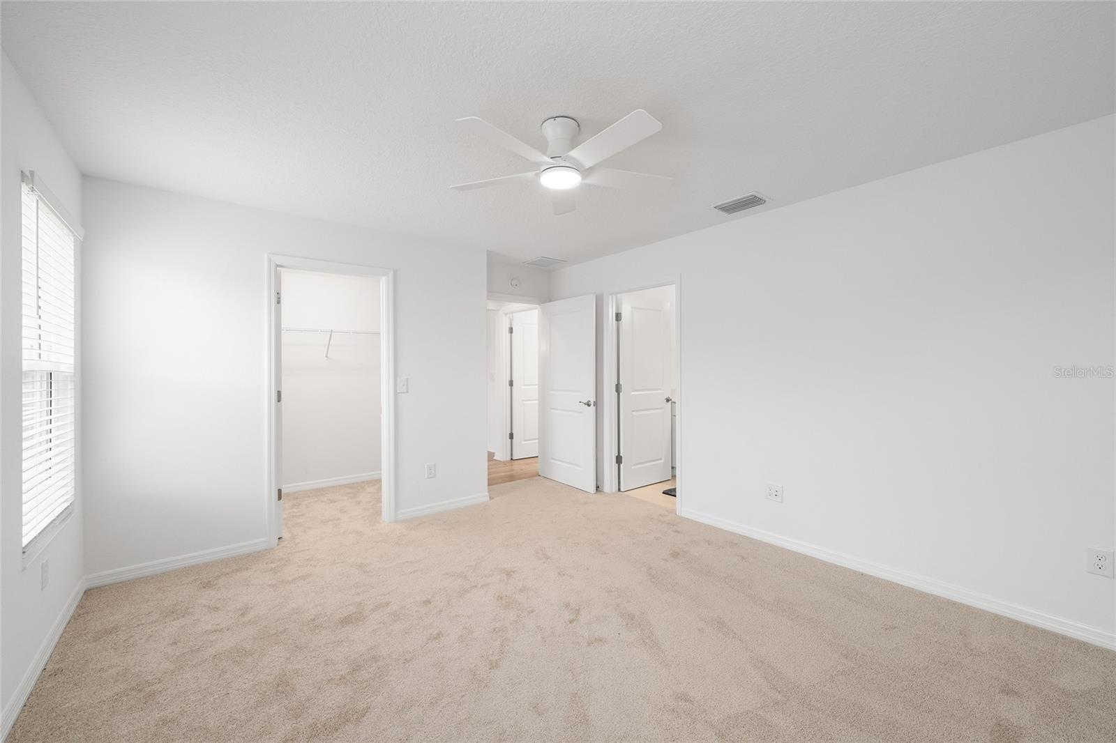 VILLAGES/SOUTHERN OAKS UN 229 - Residential