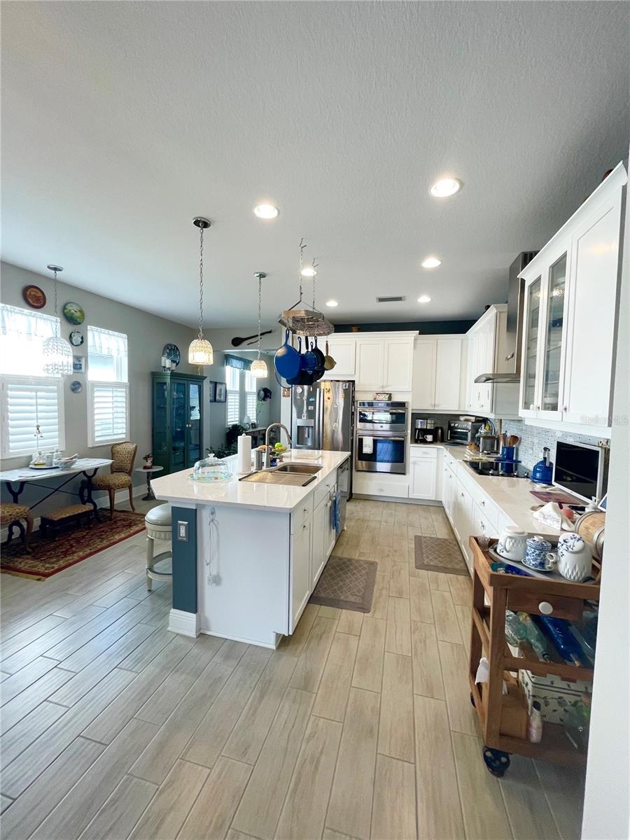 BOUGAINVILLEA PLACE - Residential