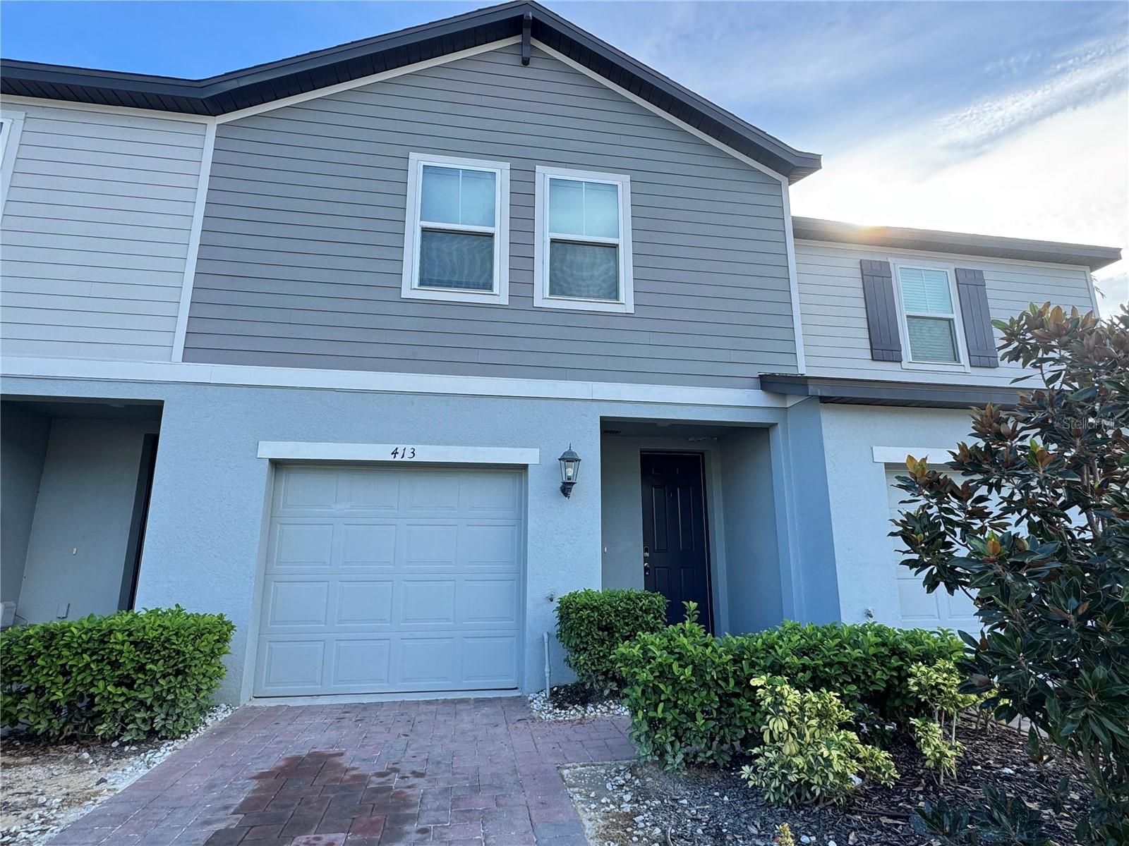 LEGACY UNION TWNHMS - Residential Lease