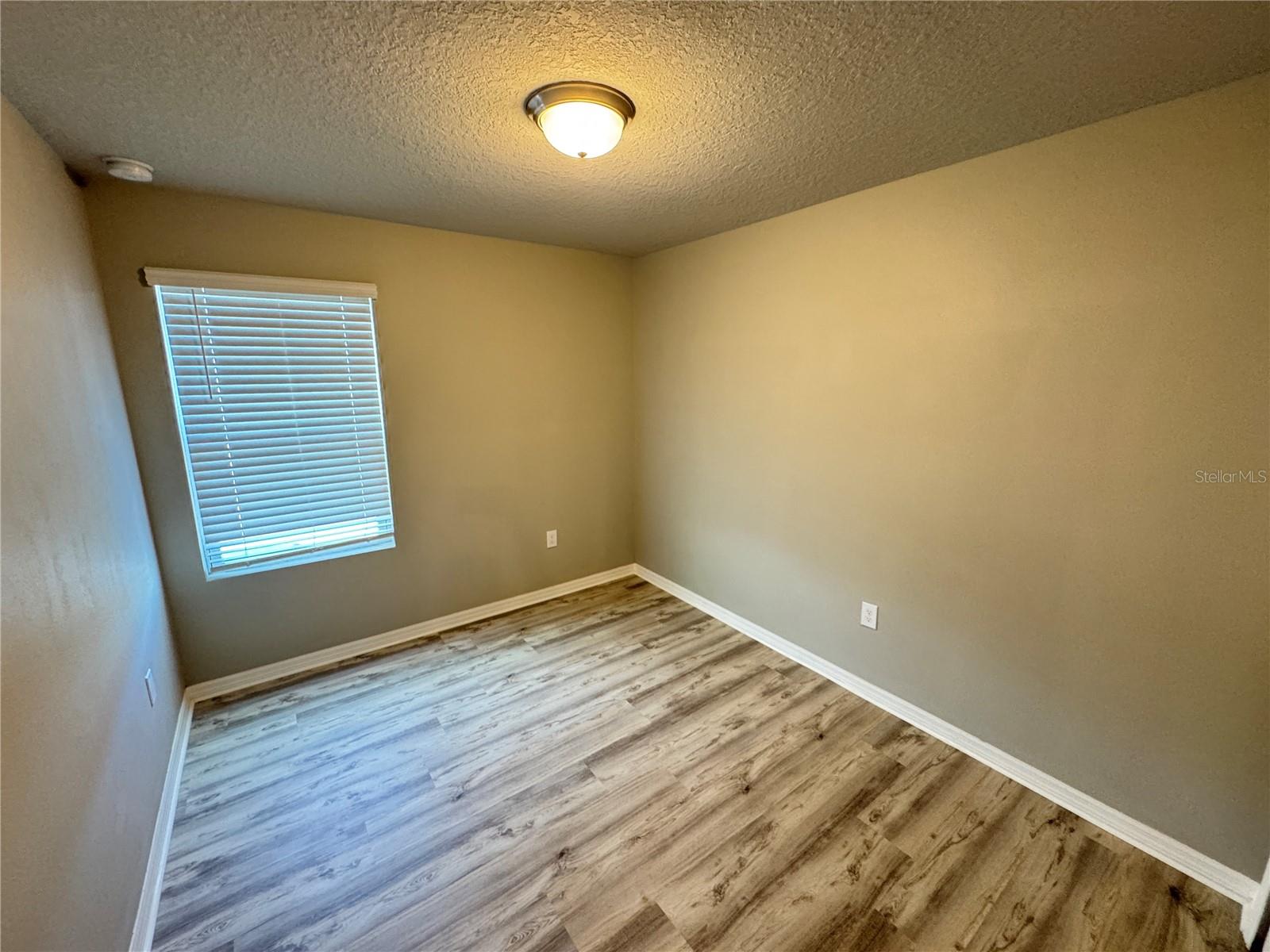 LEGACY UNION TWNHMS - Residential Lease