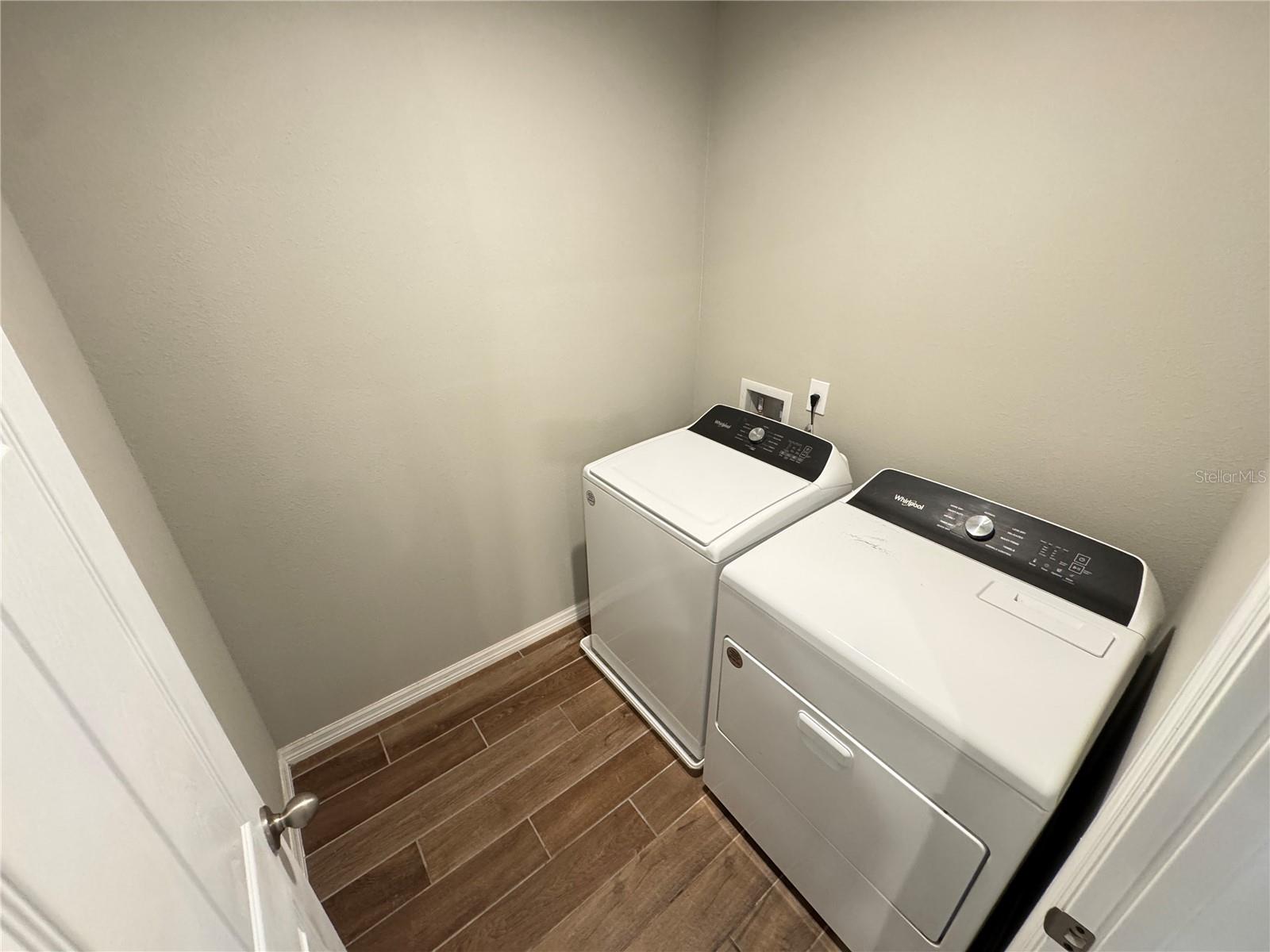 LEGACY UNION TWNHMS - Residential Lease