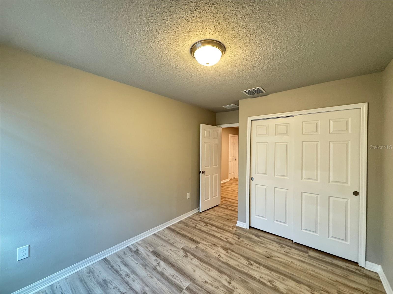 LEGACY UNION TWNHMS - Residential Lease