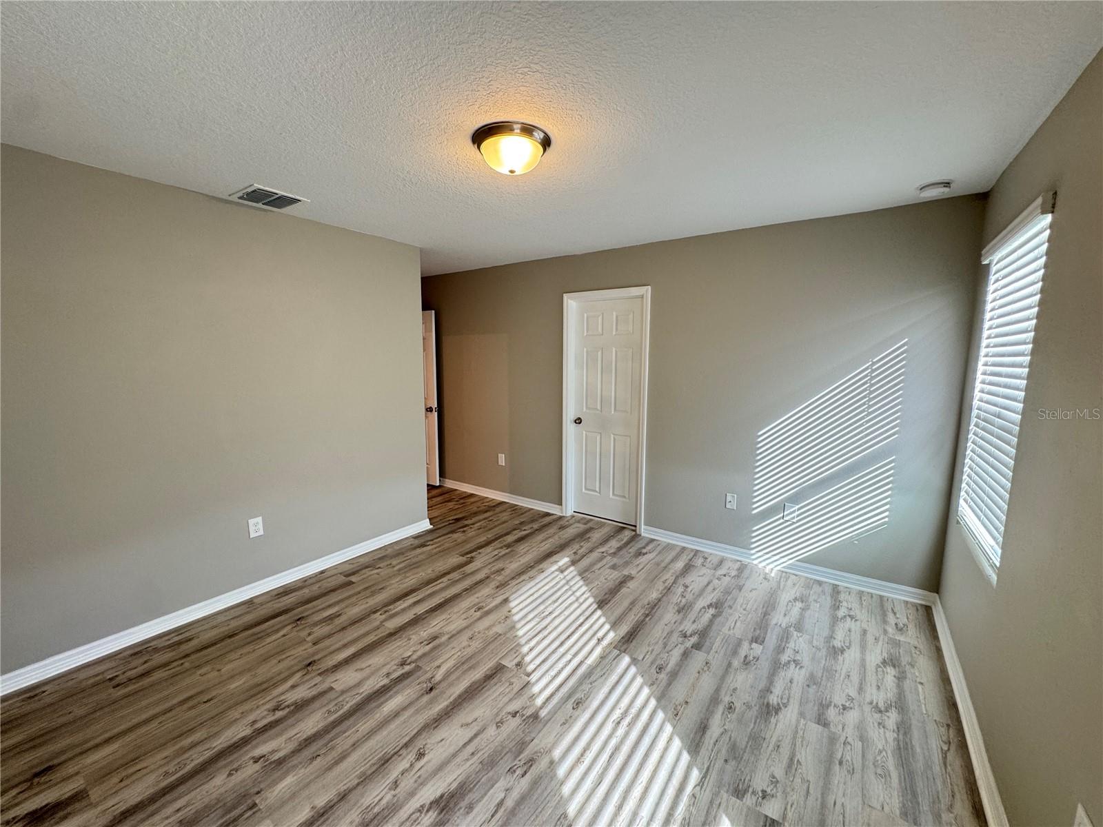 LEGACY UNION TWNHMS - Residential Lease