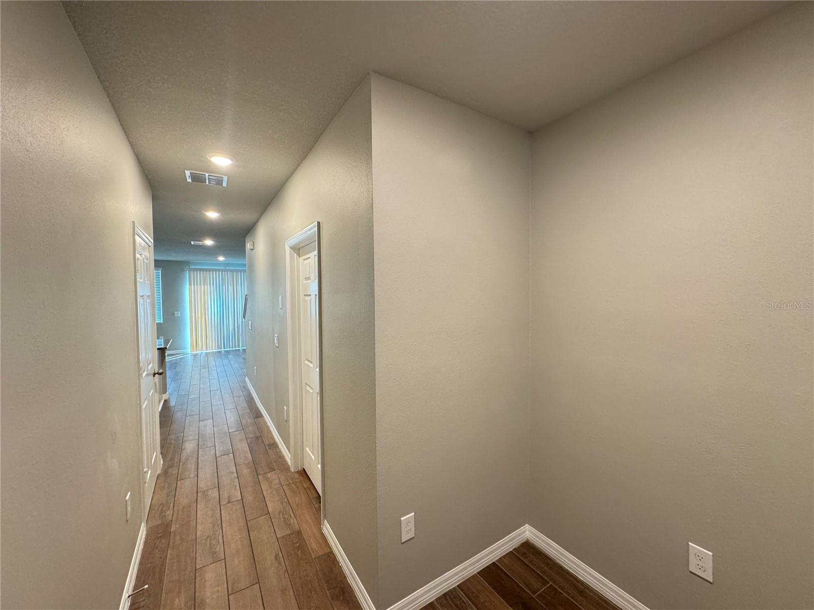 LEGACY UNION TWNHMS - Residential Lease