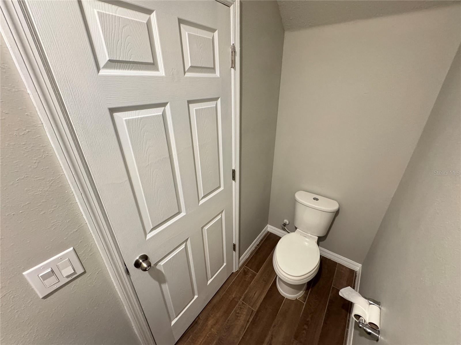 LEGACY UNION TWNHMS - Residential Lease