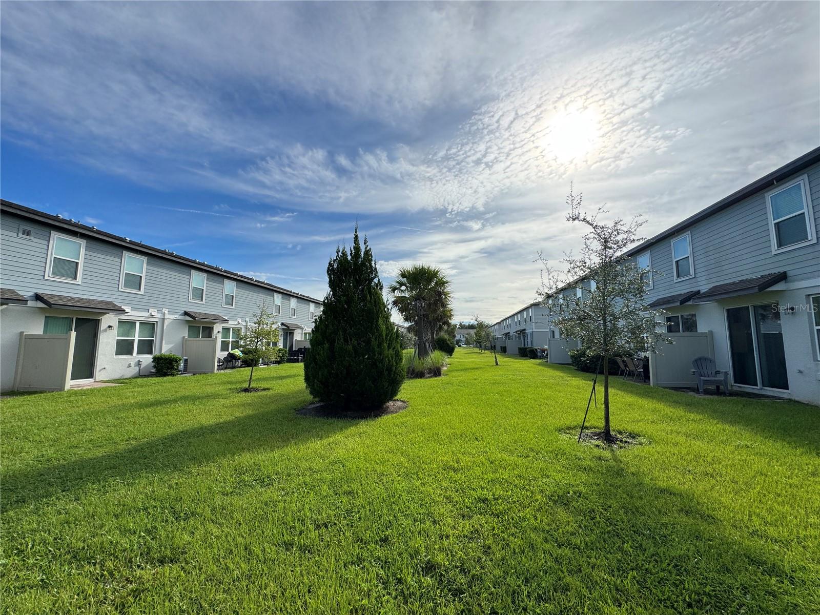 LEGACY UNION TWNHMS - Residential Lease