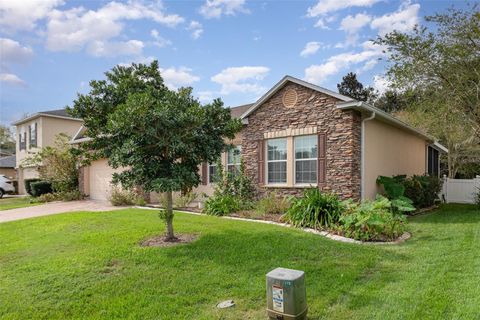 A home in DELAND