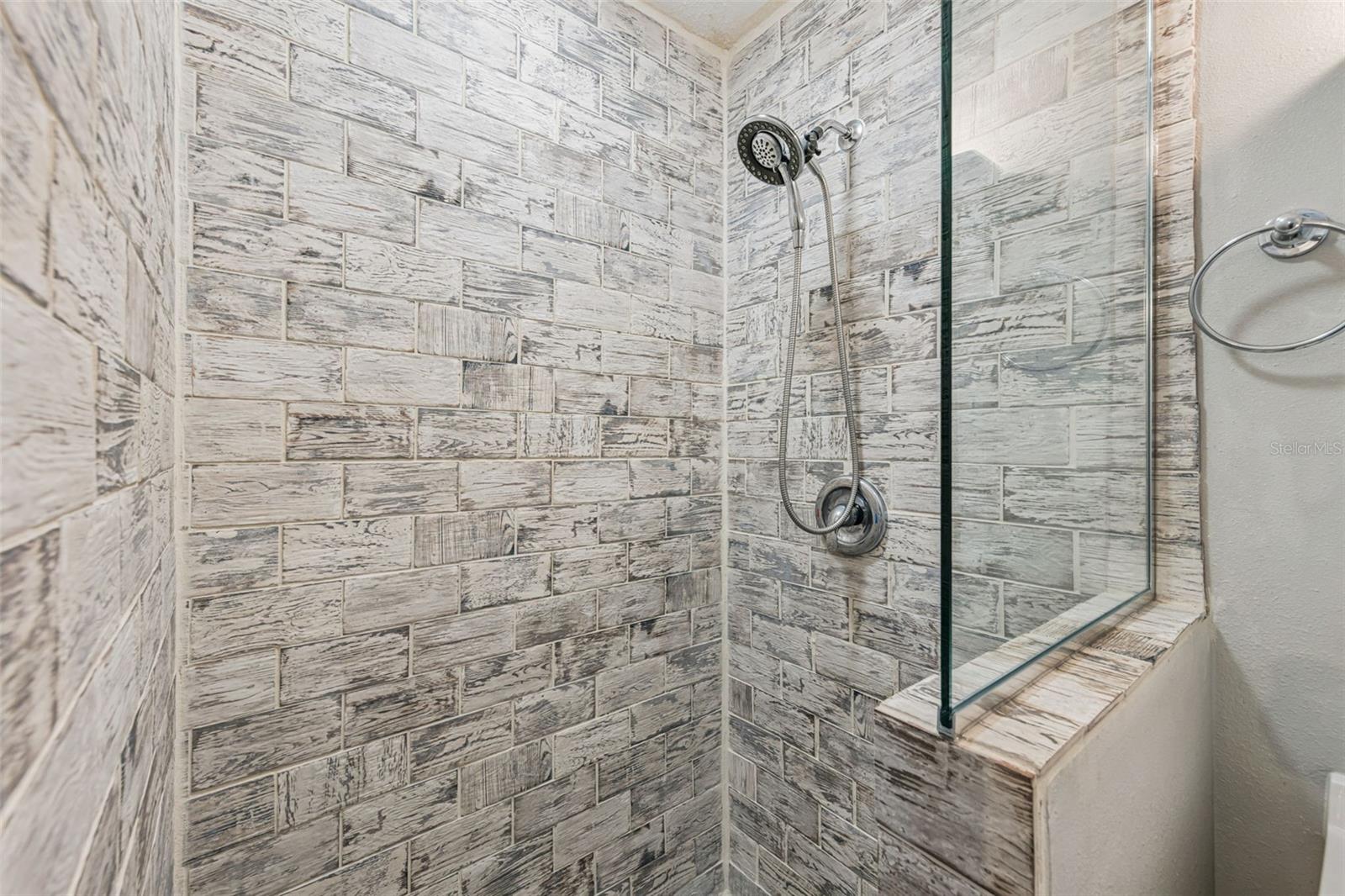 ALTALOMA HEIGHTS - Residential