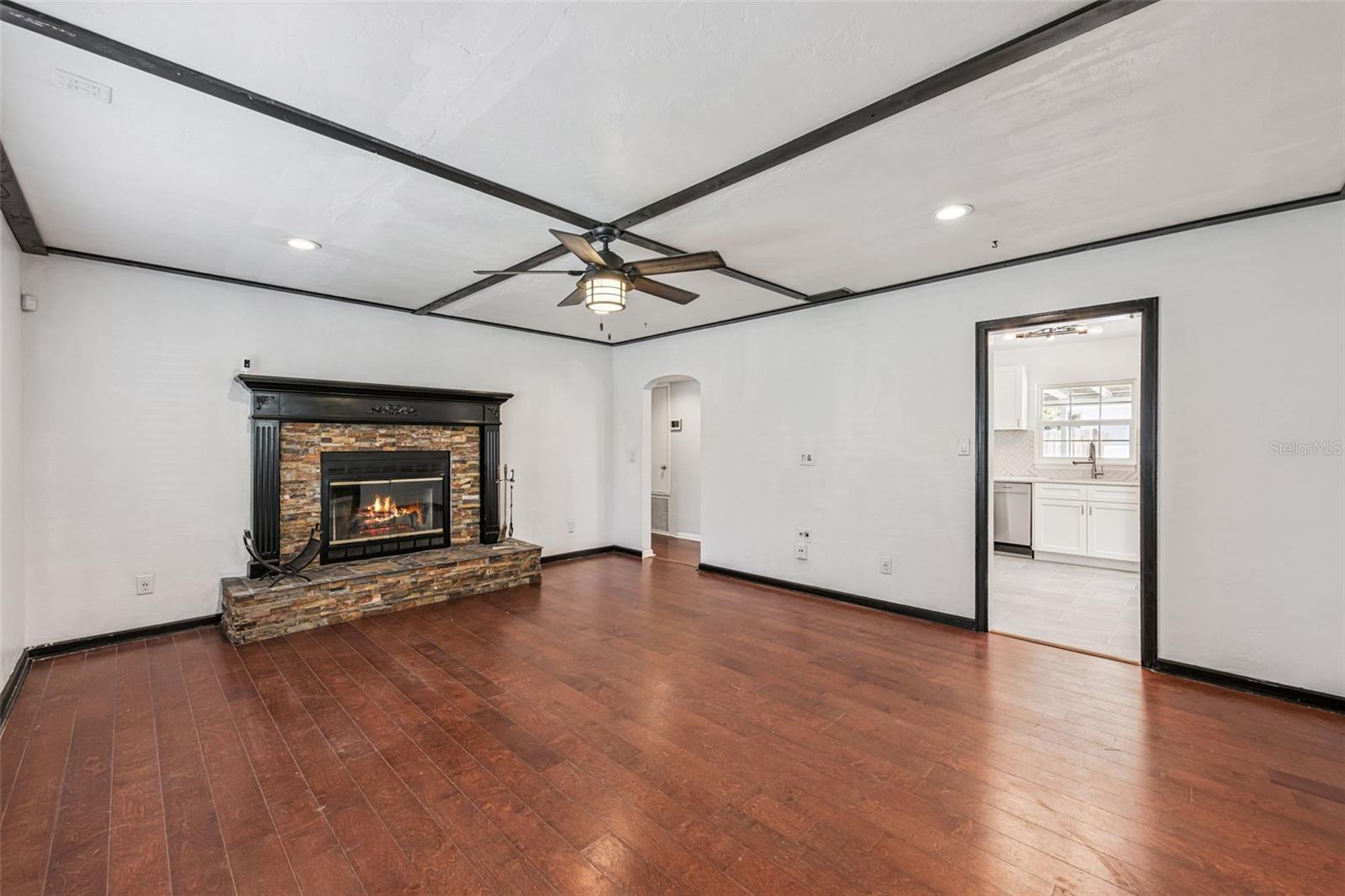 ALTALOMA HEIGHTS - Residential