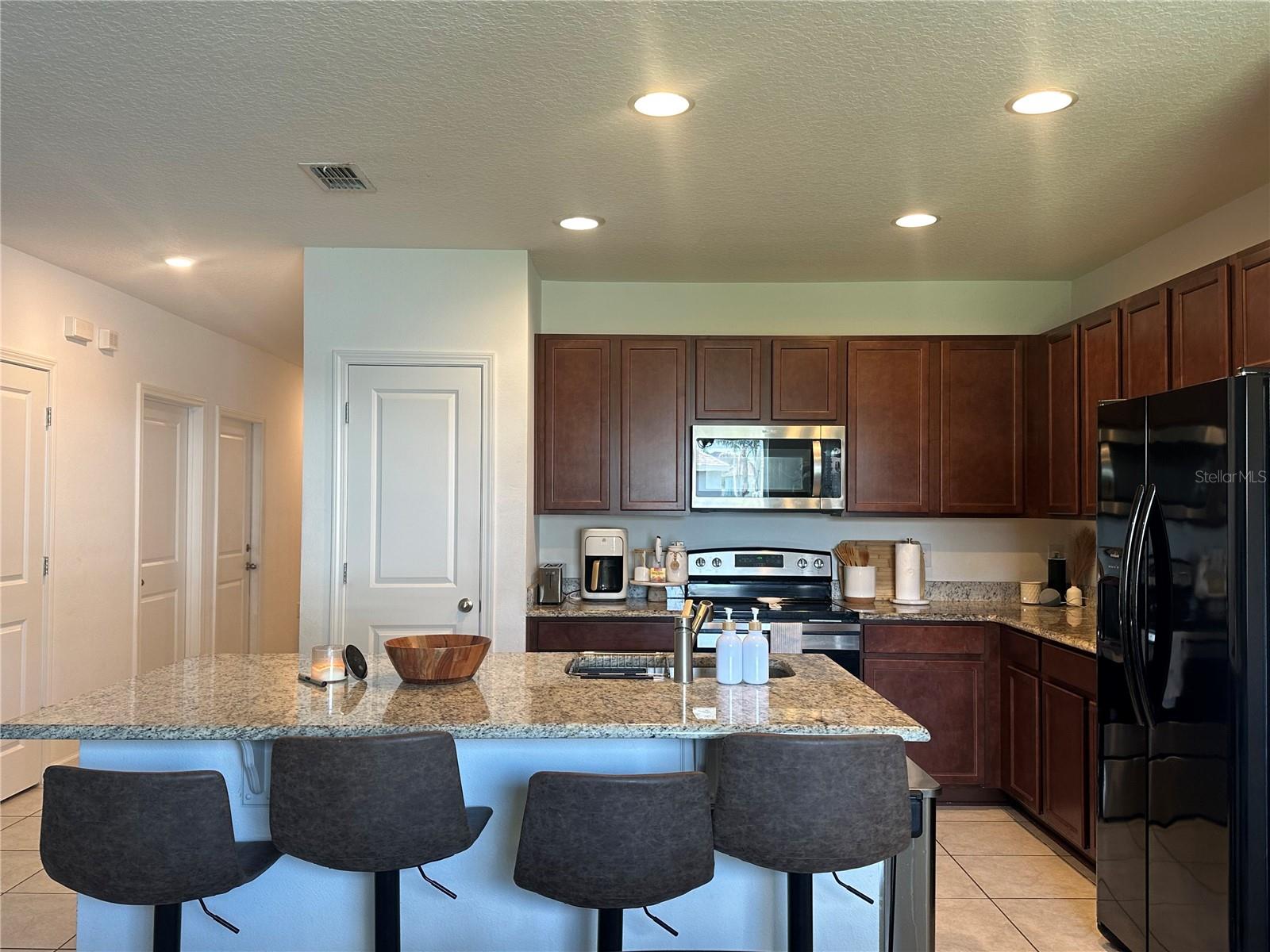 NORTHRIDGE RESERVE - Residential Lease