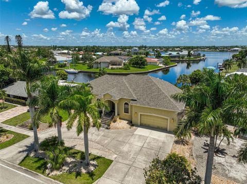 A home in PORT CHARLOTTE