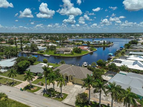 A home in PORT CHARLOTTE