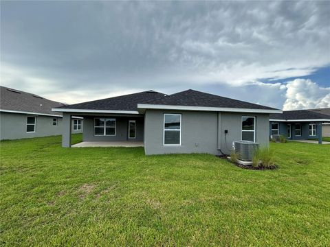 A home in PARRISH