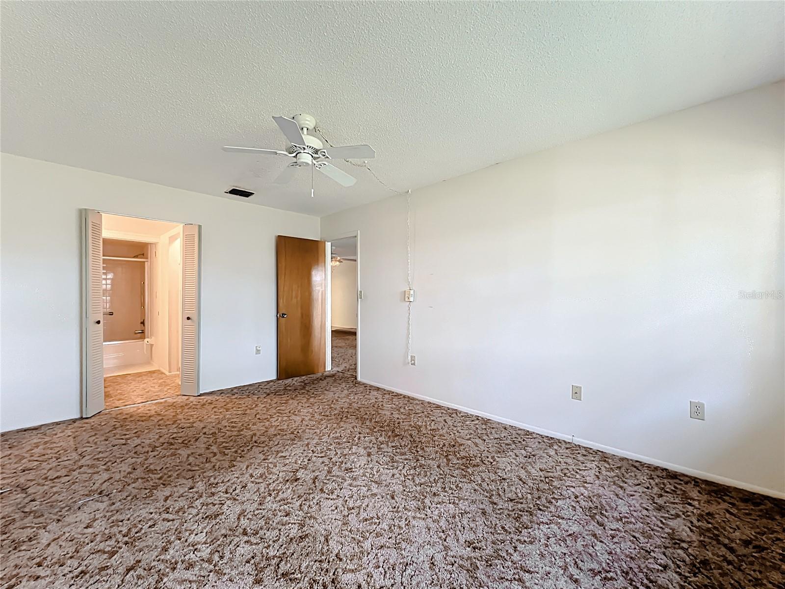 SEMINOLE COUNTRY GREEN CONDO - Residential