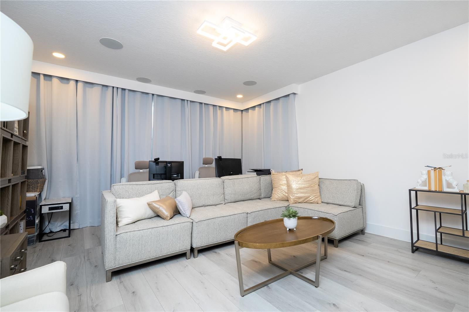 WATERMARK - Residential