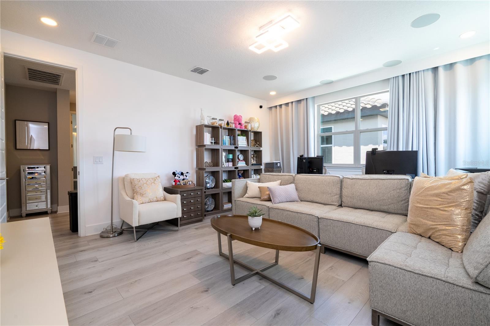 WATERMARK - Residential