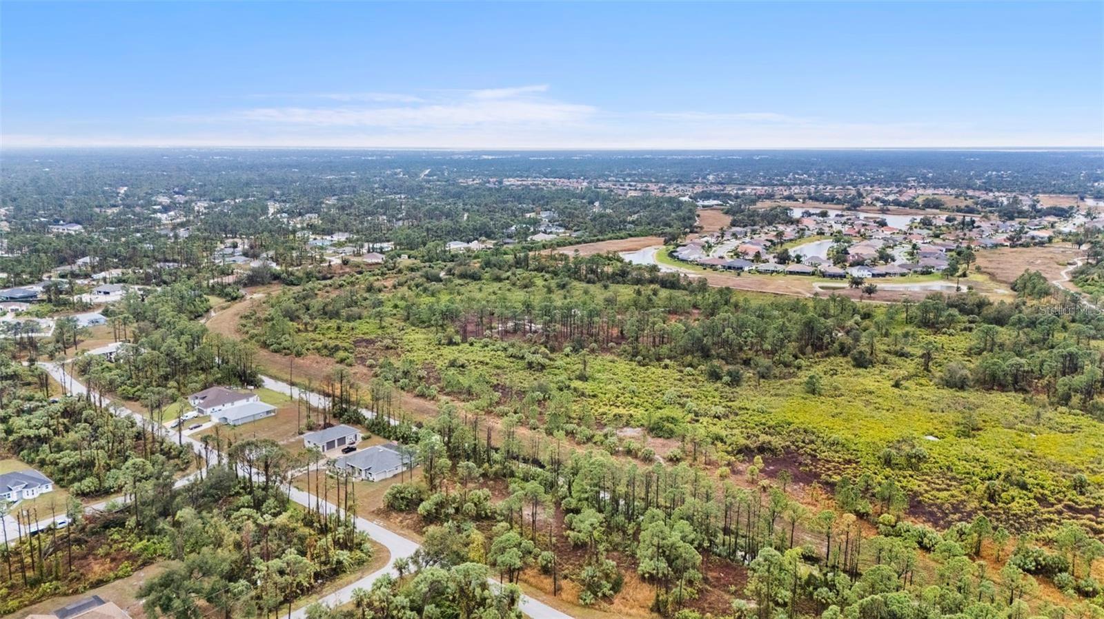 PORT CHARLOTTE SUB 33 - Land