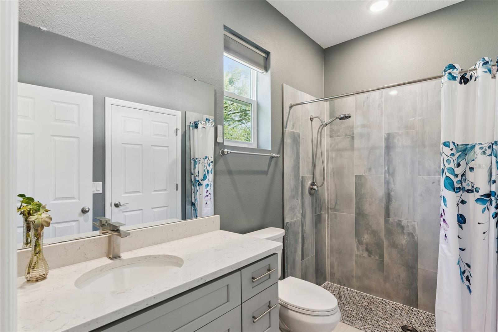 OAK FOREST UNIT 1 - Residential