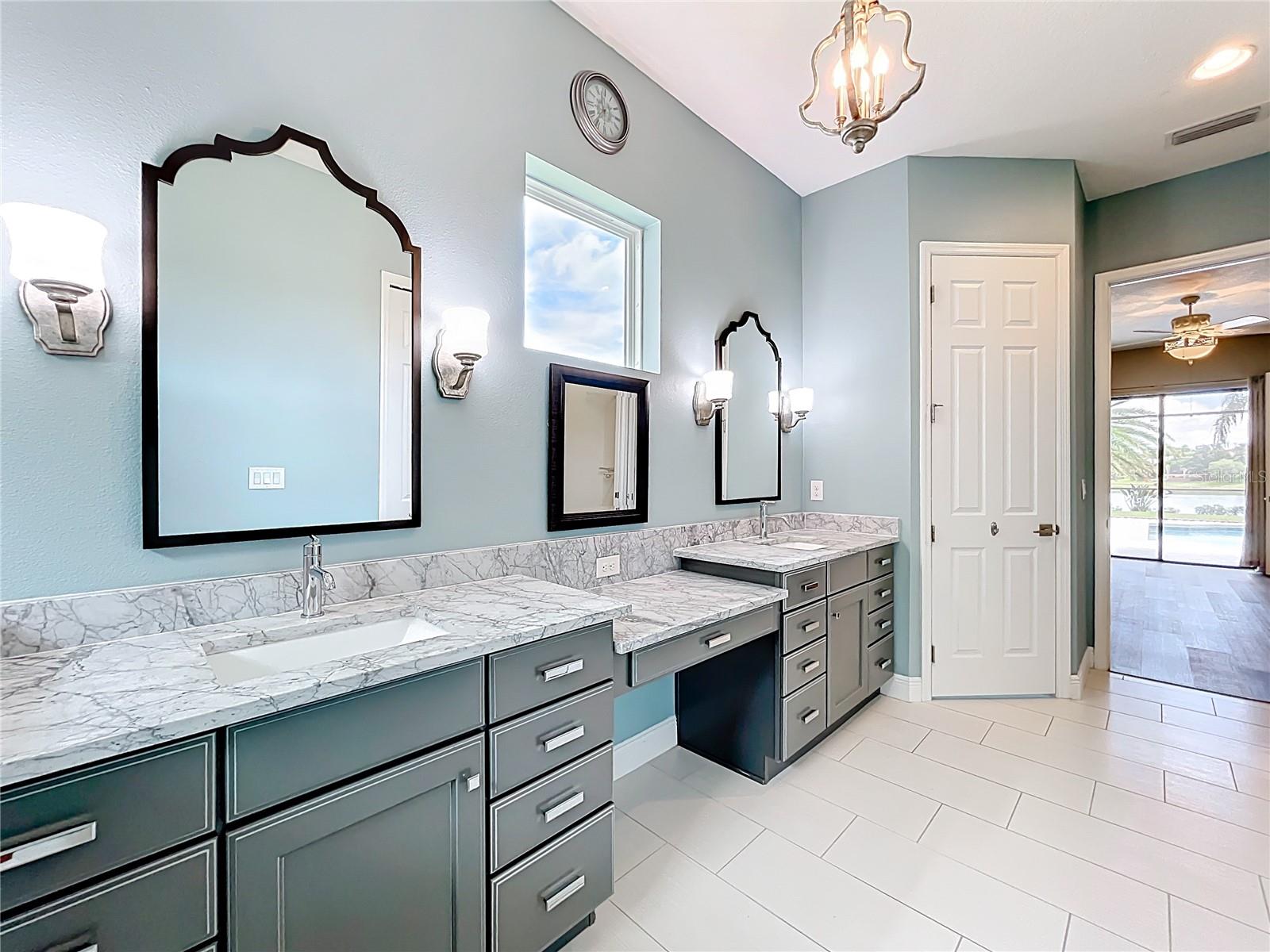 LAKES OF MOUNT DORA - Residential