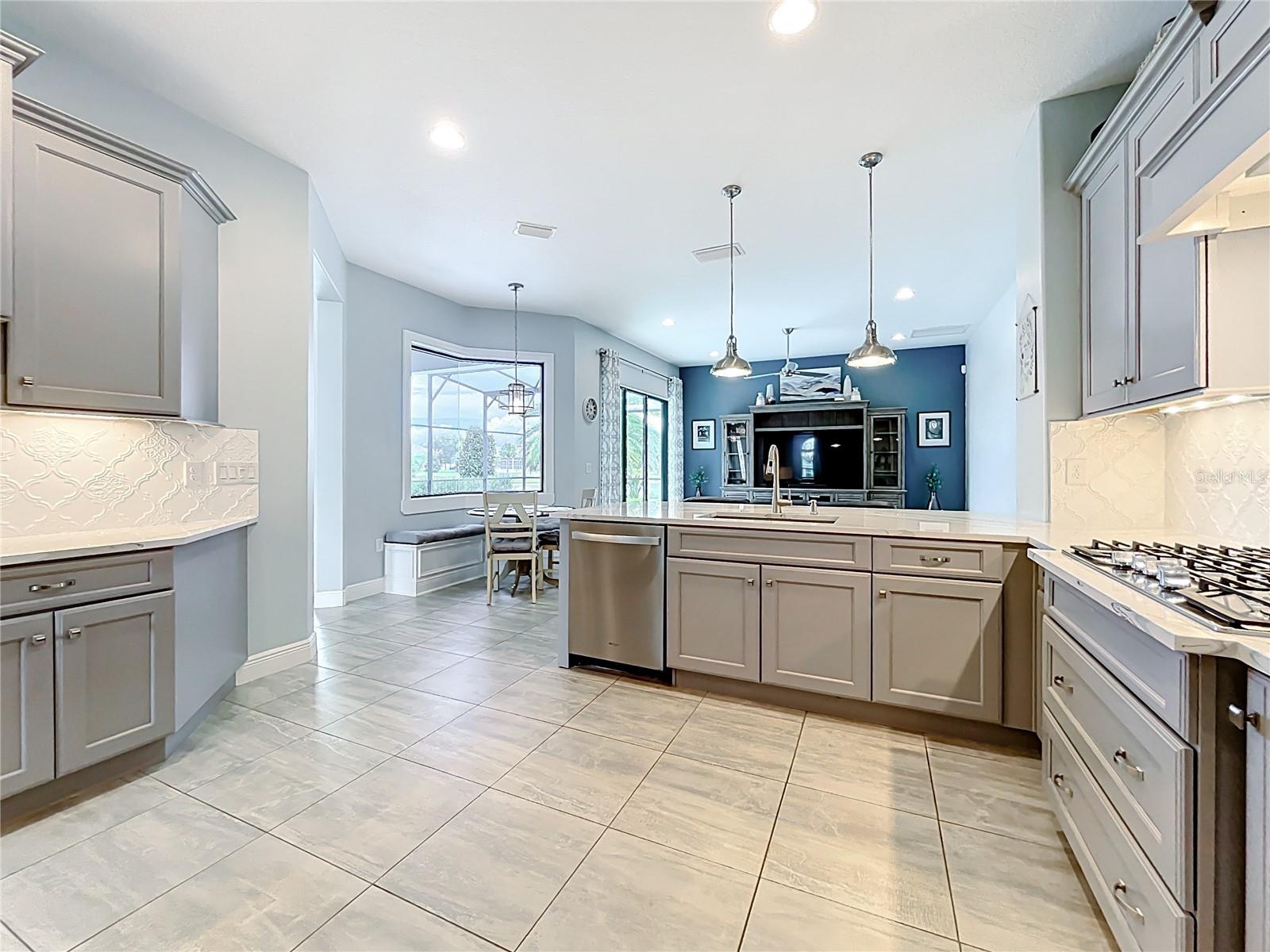 LAKES OF MOUNT DORA - Residential