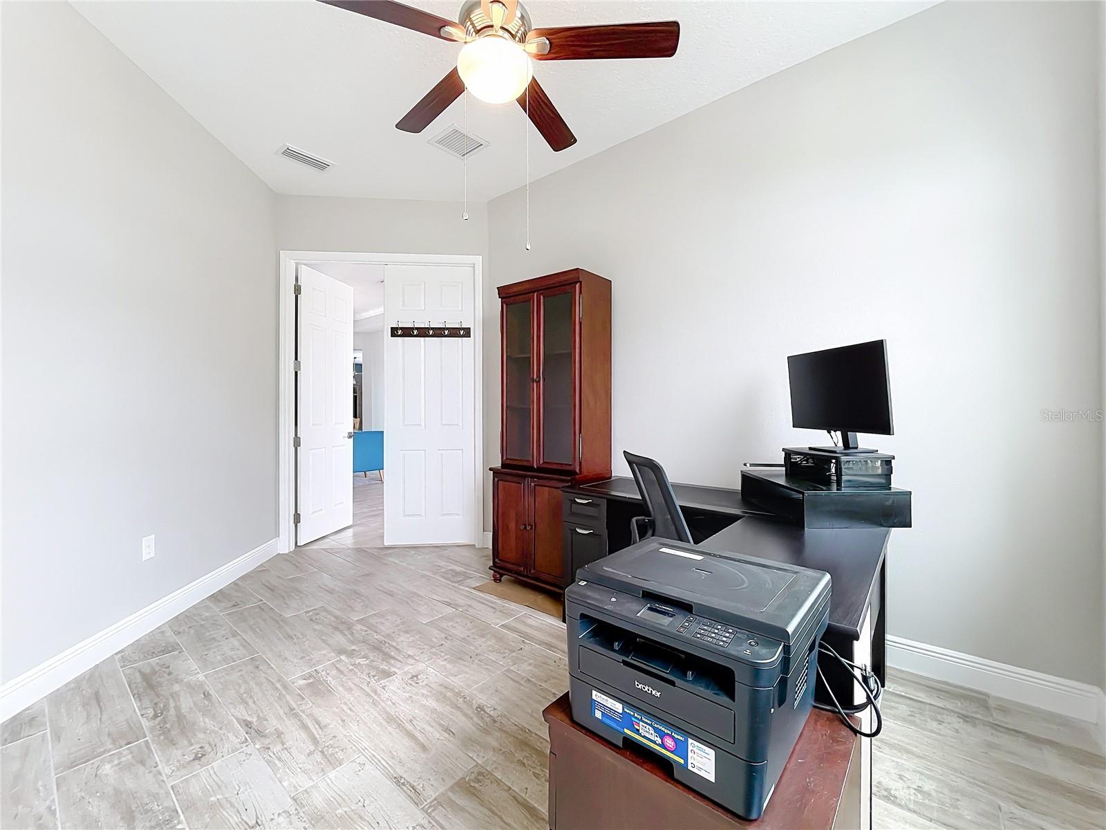 LAKES OF MOUNT DORA - Residential